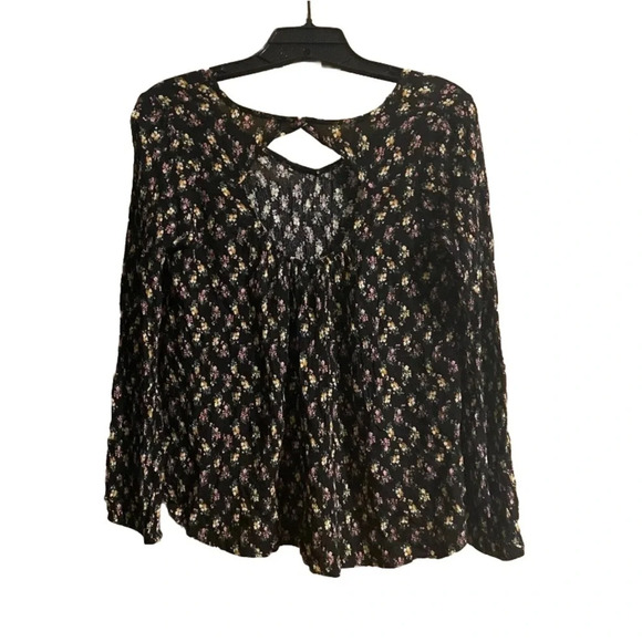 Gypsies & Moondust Black Floral Back Cutout Woven Blouse Junior's Size Small - Picture 2 of 8